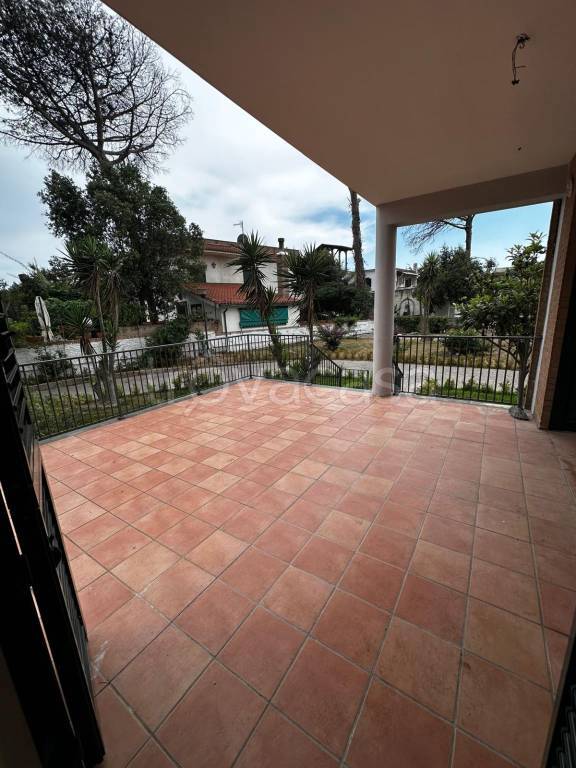 appartamento in affitto a Castel Volturno in zona Villaggio Coppola
