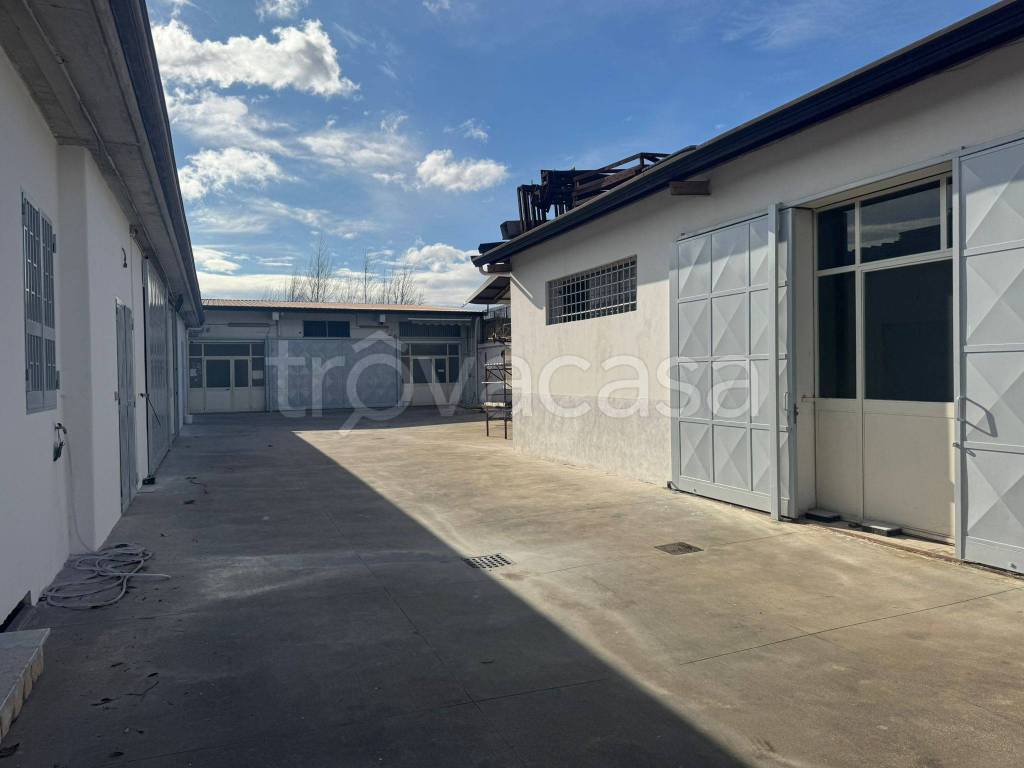 trivano in affitto a Cesa