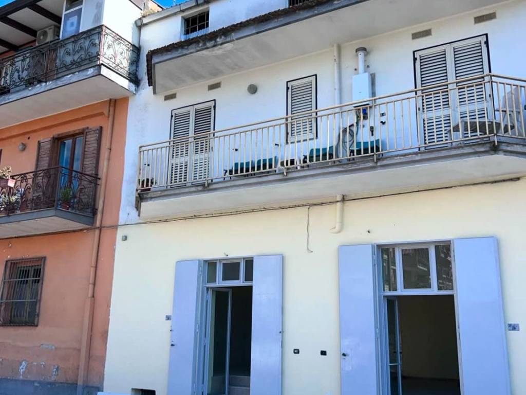 ufficio in affitto a Cesa