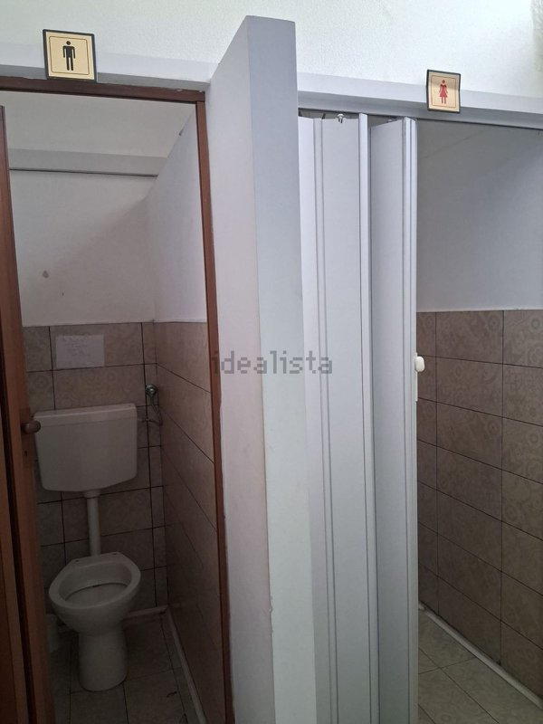 negozio in affitto a Curti