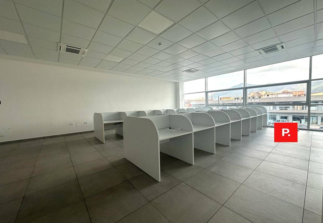 ufficio in affitto a Curti