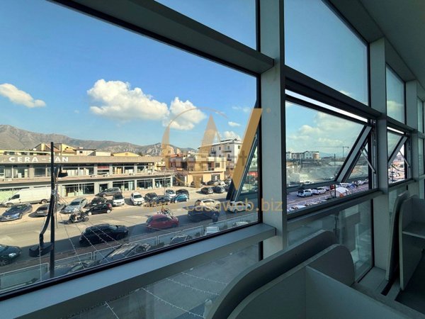 ufficio in affitto a Curti