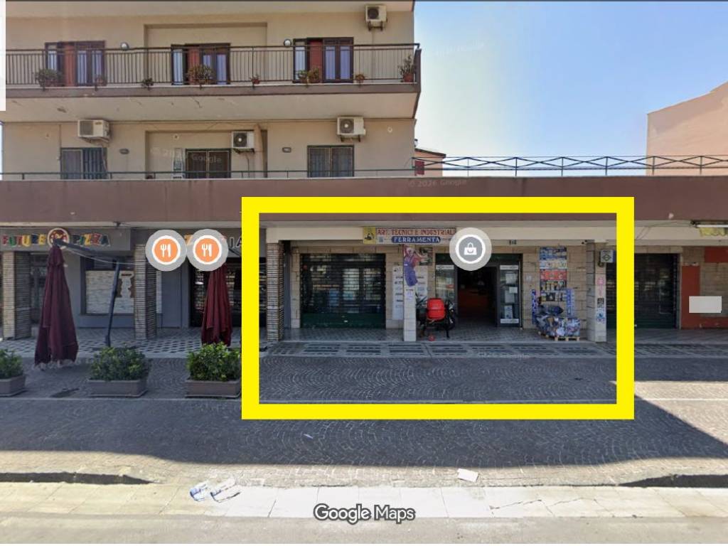 negozio in affitto a Curti