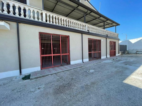 negozio in affitto a Maddaloni