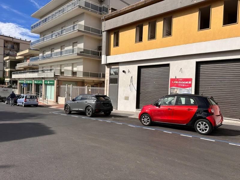 negozio in affitto a Maddaloni