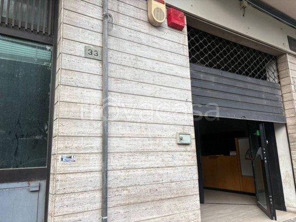 negozio in affitto a Maddaloni