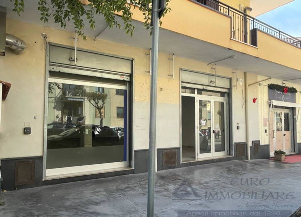 negozio in affitto a Maddaloni