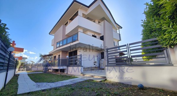 casa indipendente in affitto a Maddaloni