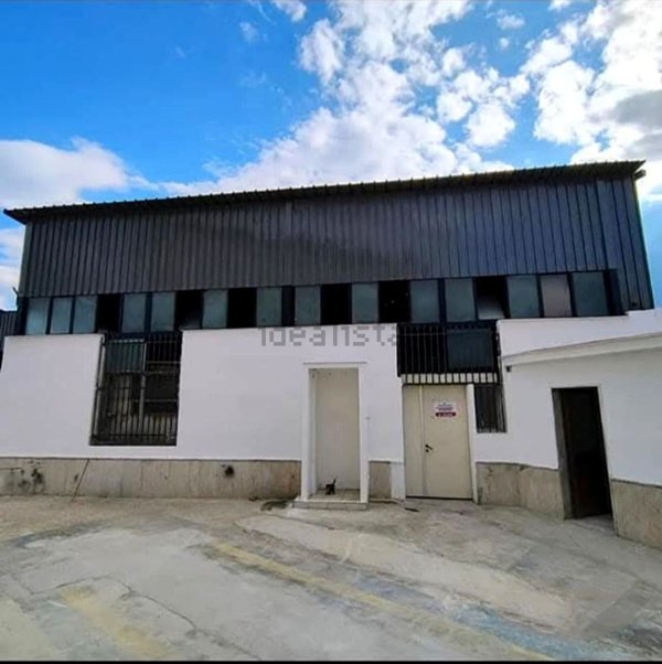 capannone in affitto a Maddaloni