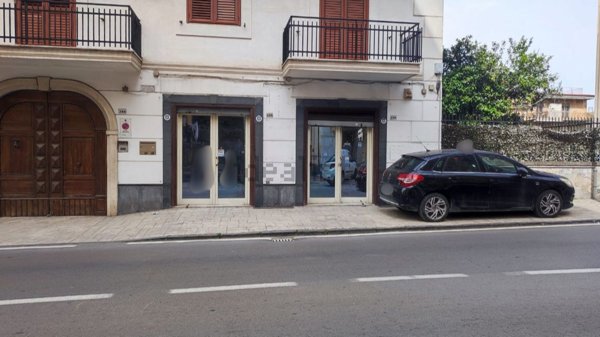 locale commerciale in affitto a Maddaloni