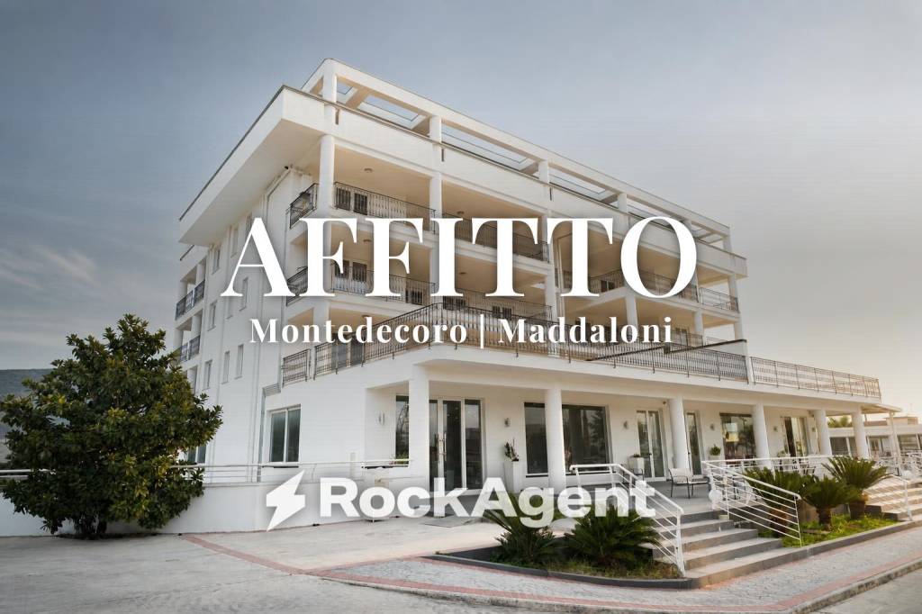 locale commerciale in affitto a Maddaloni