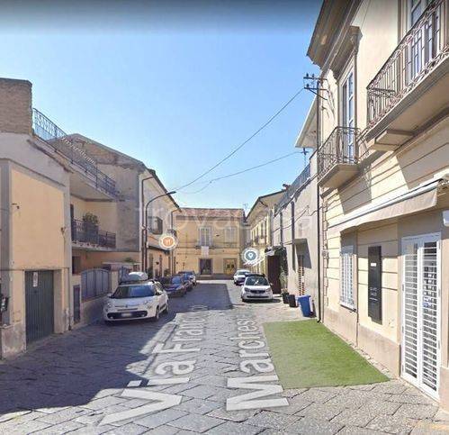 negozio in affitto a Marcianise