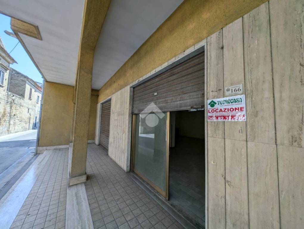 negozio in affitto a Marcianise in zona San Giuliano