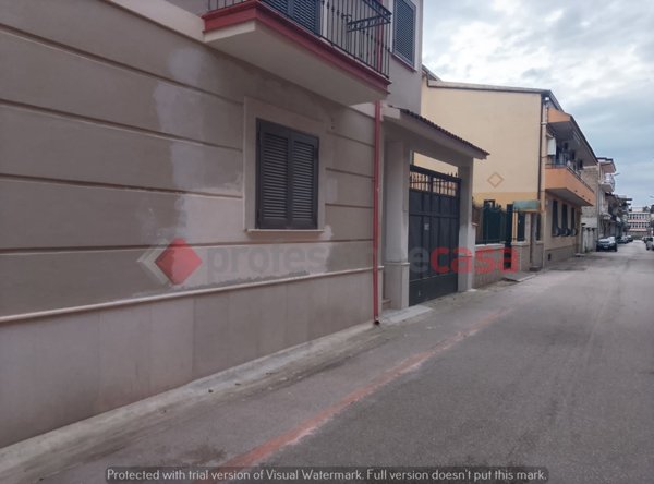 negozio in affitto a Marcianise