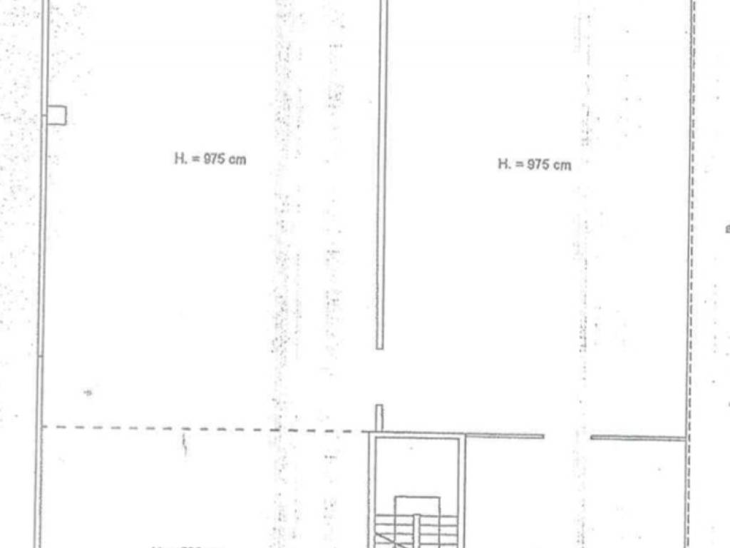 locale commerciale in affitto a Marcianise