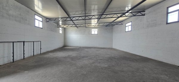 ufficio in affitto a Marcianise in zona Airola