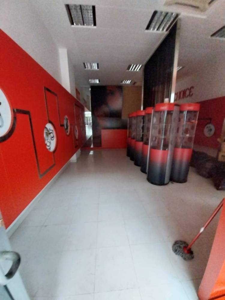 negozio in affitto a Marcianise