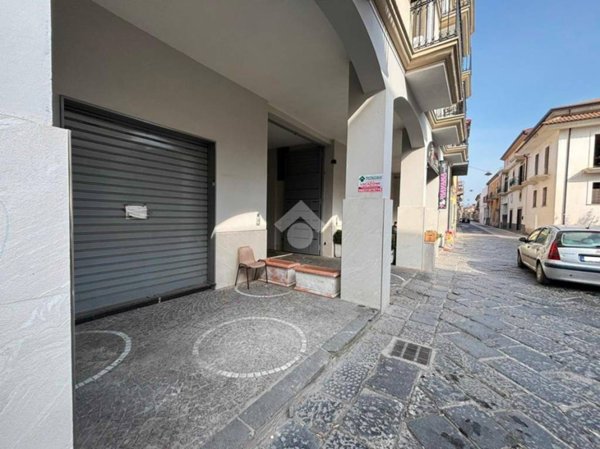 negozio in affitto a Marcianise in zona San Giuliano
