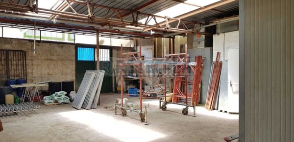 locale commerciale in affitto a Marcianise in zona Centro Città