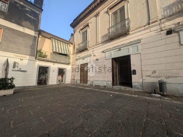 negozio in affitto a Marcianise in zona San Giuliano