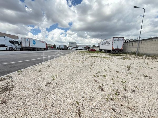 box auto in affitto a Marcianise