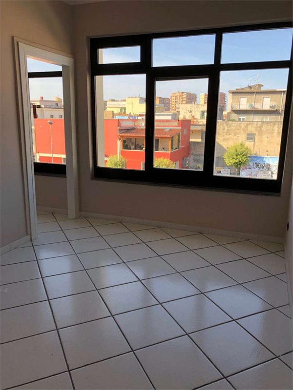 ufficio in affitto a Mondragone