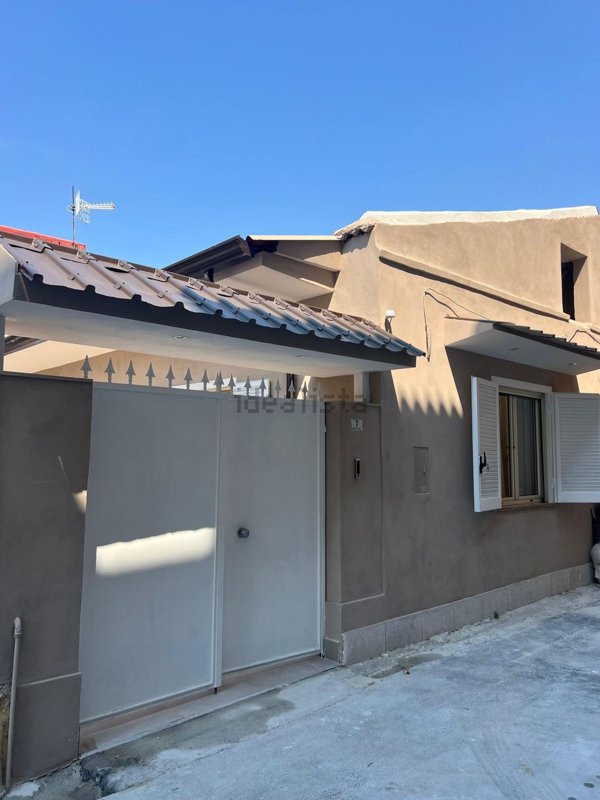 appartamento in affitto a Mondragone