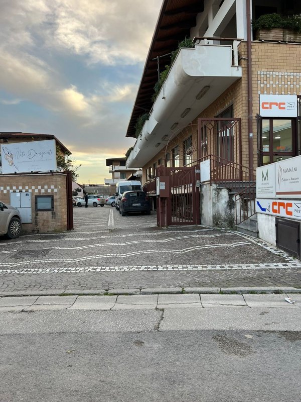 ufficio in affitto a Mondragone