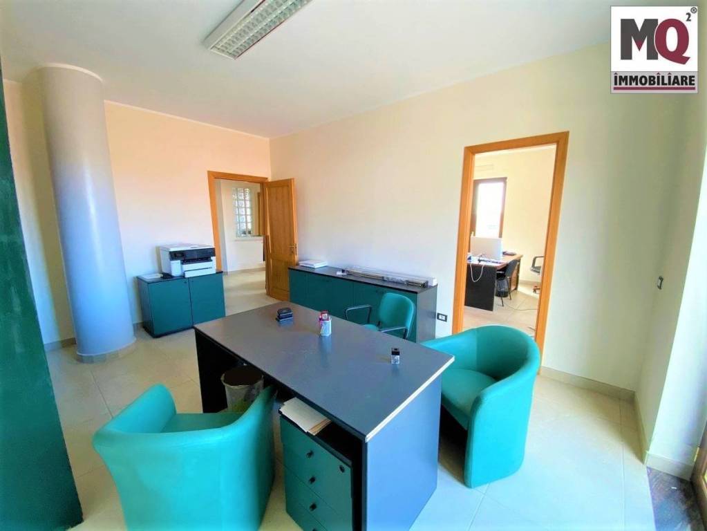ufficio in affitto a Mondragone