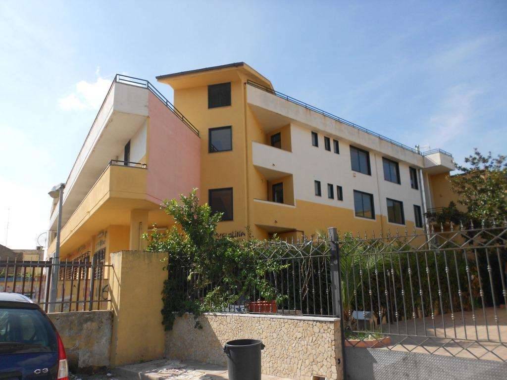 ufficio in affitto a Mondragone