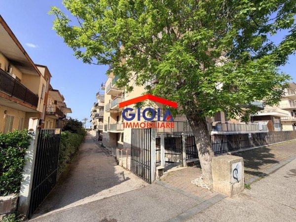 appartamento in affitto a Mondragone