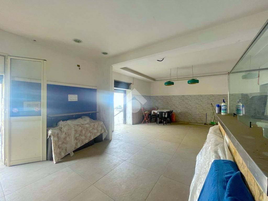 negozio in affitto ad Orta di Atella