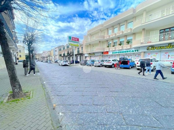 negozio in affitto ad Orta di Atella