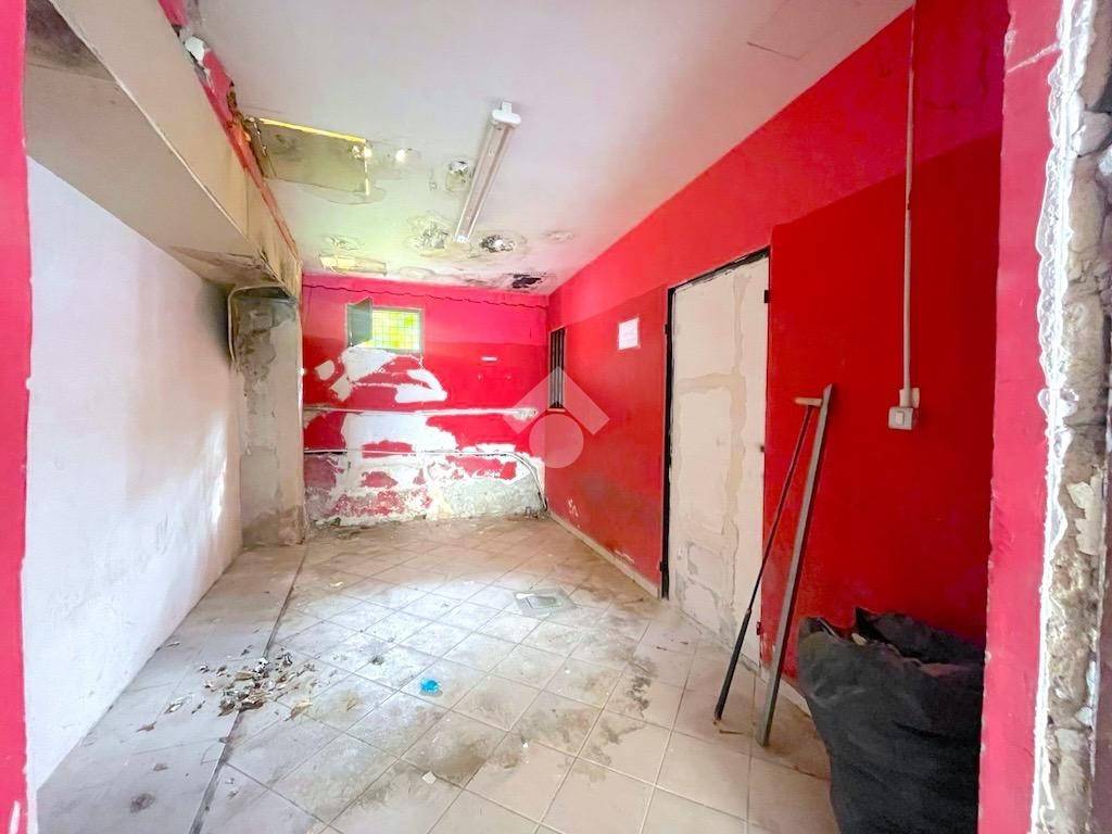 negozio in affitto ad Orta di Atella