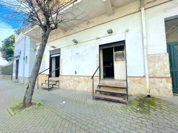 negozio in affitto ad Orta di Atella