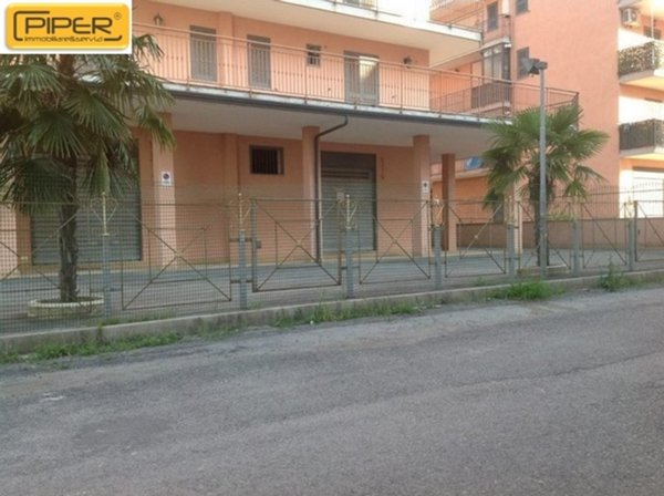 ufficio in affitto ad Orta di Atella