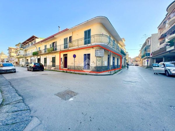 negozio in affitto ad Orta di Atella