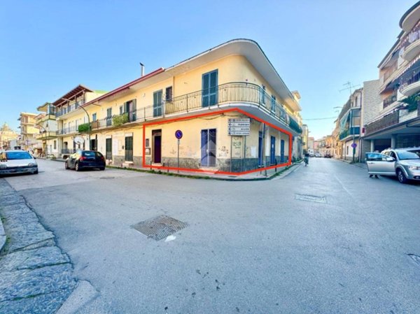 negozio in affitto ad Orta di Atella