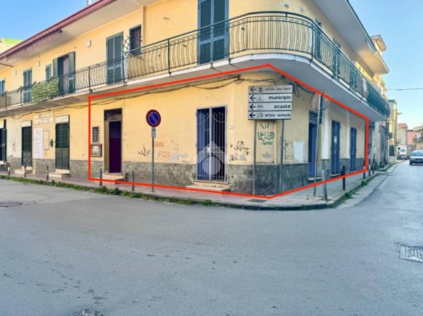 negozio in affitto ad Orta di Atella