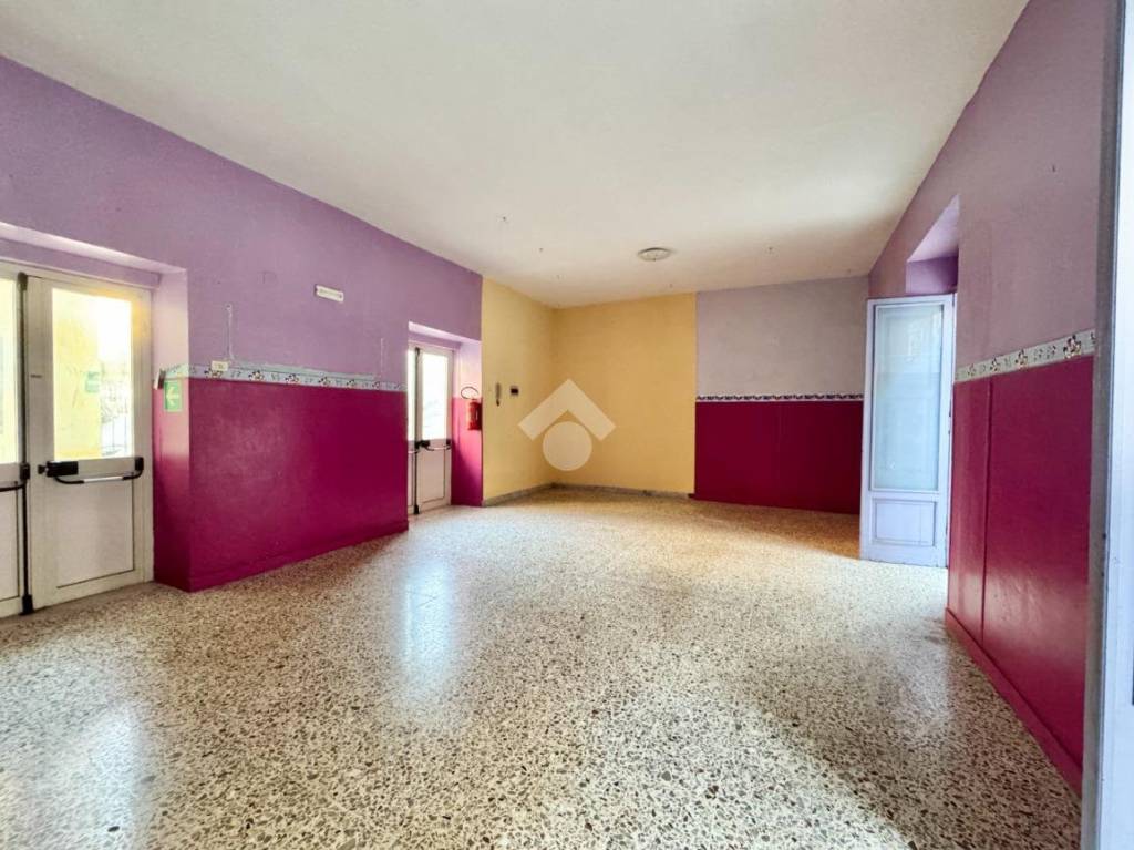 negozio in affitto ad Orta di Atella