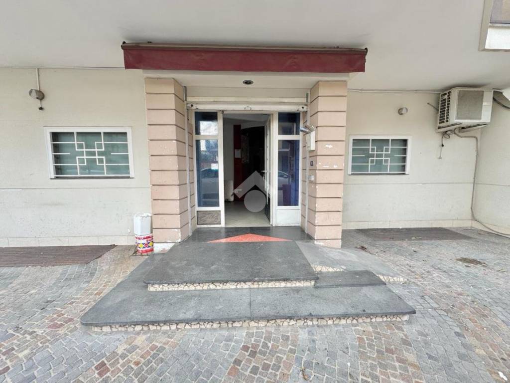 negozio in affitto ad Orta di Atella