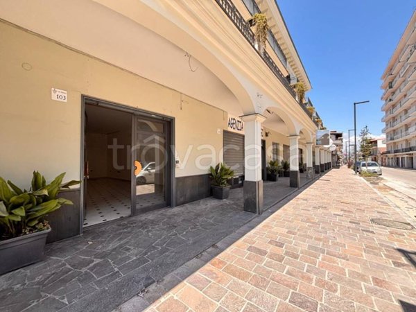 appartamento in affitto a Parete