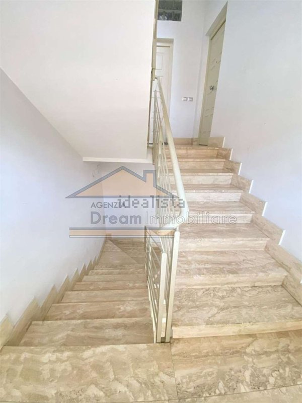 appartamento in affitto a Parete