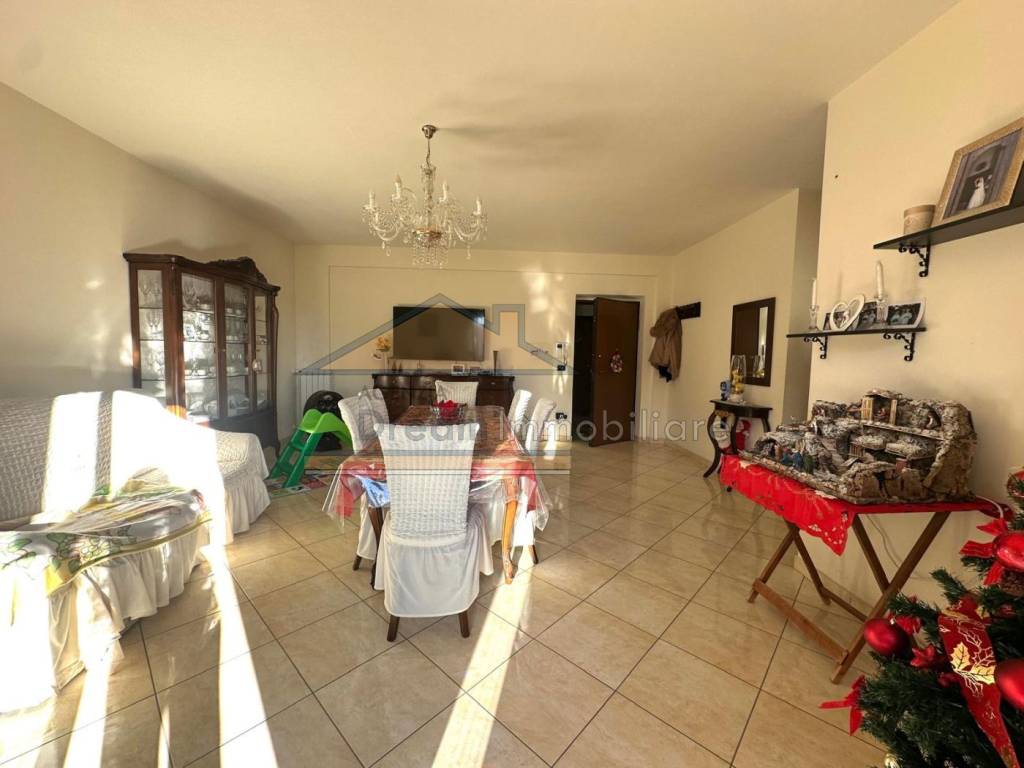 appartamento in affitto a Parete