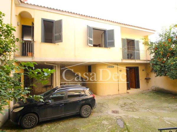 appartamento in affitto a Parete