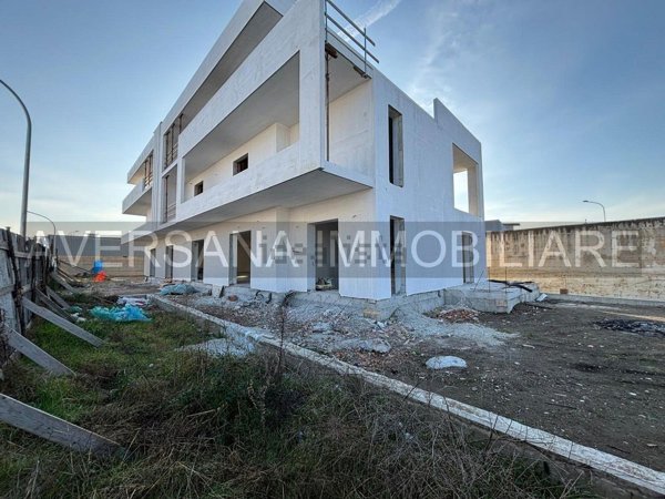 locale commerciale in affitto a Parete