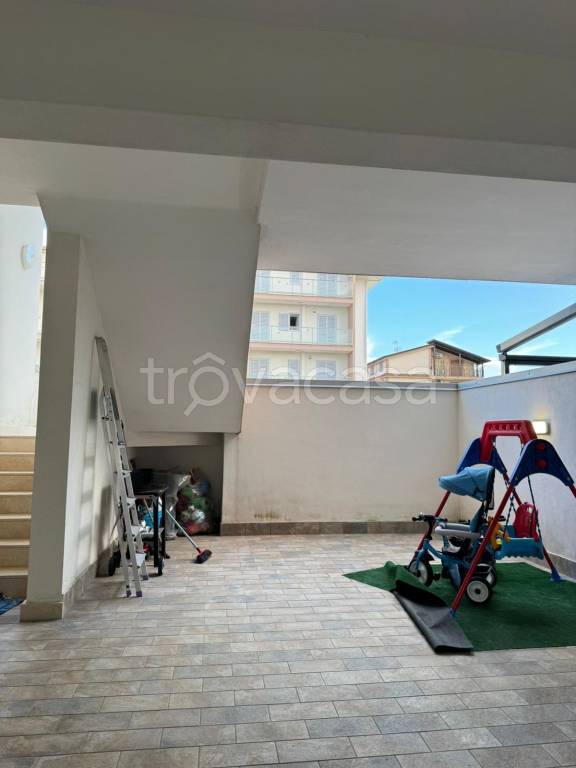 appartamento in affitto a Parete