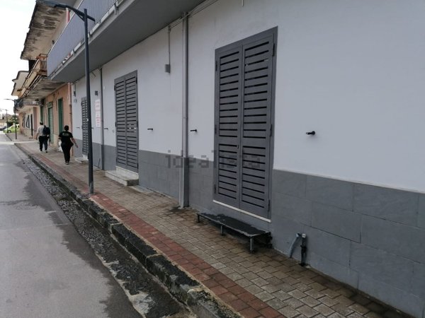 ufficio in affitto a Parete