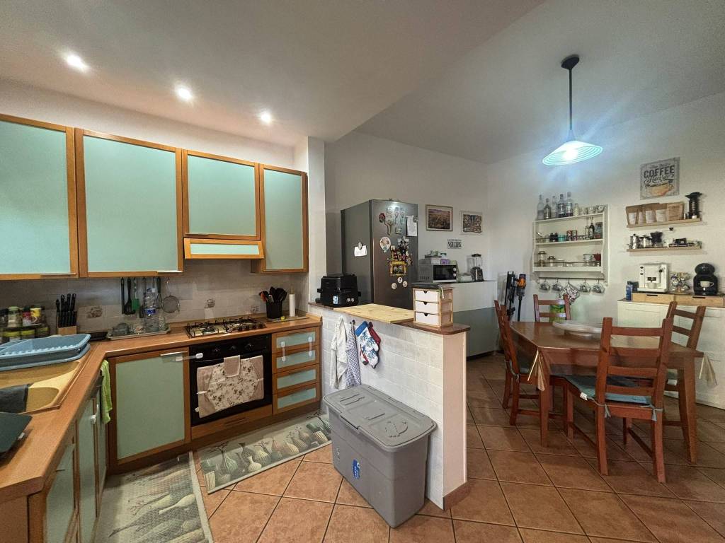 appartamento in affitto a Parete