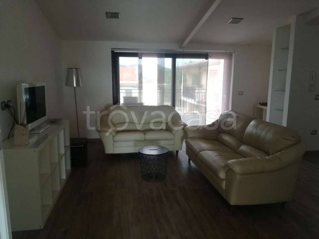 appartamento in affitto a Recale